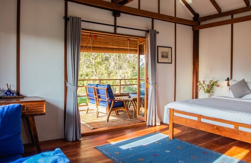 Kampot Hotel | Experience Khla Lodge: Double Room with Pool & Breakfast