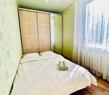 Petrovskoye Apartment | Family-Friendly Retreat at Kholodnaya Gora with Hot Tub