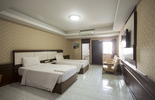 Khon Kaen Hotel | Discover Khon Kaen Ruenrom Hotel with Family-Friendly Amenities