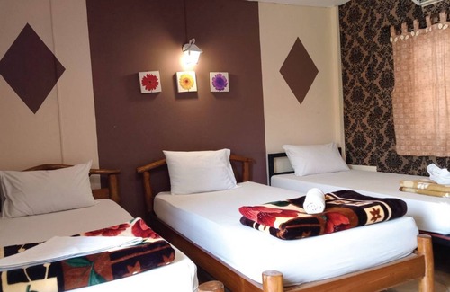 Muak Lek Hotel | Budget-Friendly Stay at Khrue Wan Resort with Family Amenities