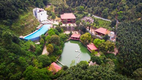 Bao Thang Hotel | Discover Cỏ Lau Village Eco Resort with Oceanfront Views