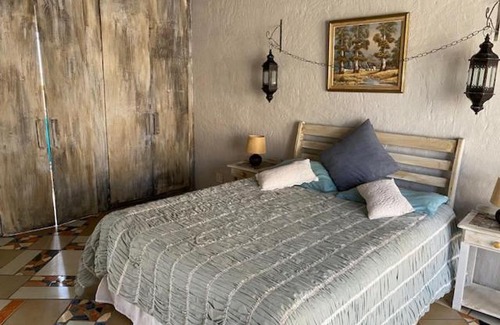 Mooinooi Apartment | Dynamic Khulasonke: Guest Rated 8/10 with Kitchen Amenities