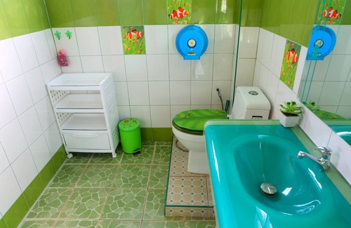 Chaweng City Center House | Relax at Khuntim Homestay Koh Rat with Family-Friendly Amenities