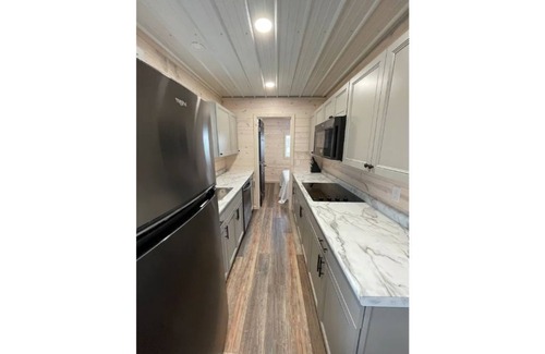Carbon Hill House | Discover Khyla: Cozy Tiny Home with Fishing Pond Access