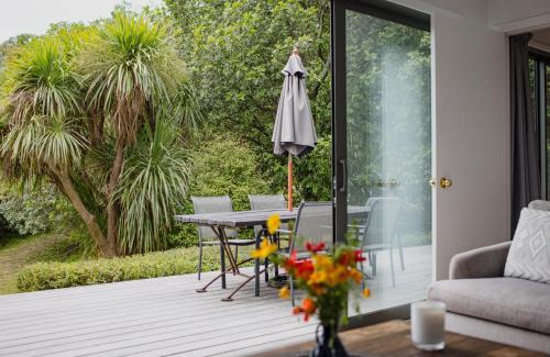 Havelock North House | Family-Friendly Kia Noho: 4-Star Excellence with High Ratings