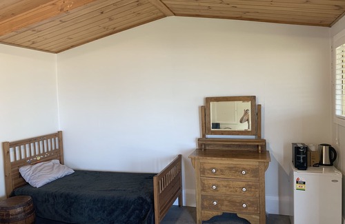 Kiama House | Unforgettable Kiama Beachfront Bombo Cottage with Ocean Views