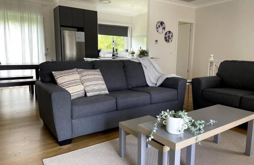 Kiama Villa | Family-Friendly Retreat at Kiama Palms on Terralong