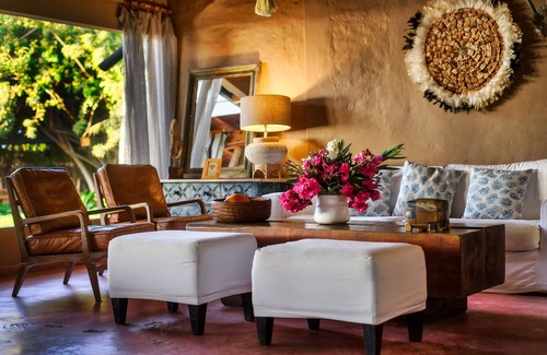 Las Pocitas Hotel | Experience KiChic: Ocean View Rooms with Spa and Pool