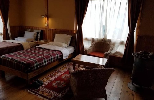 Phobjikha Valley Hotel | Family-Friendly Kichu Resort Phobjikha with Breakfast Included