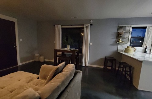 Prosser House | Relax in a Warm and Inviting Atmosphere - Rated 9.6/10