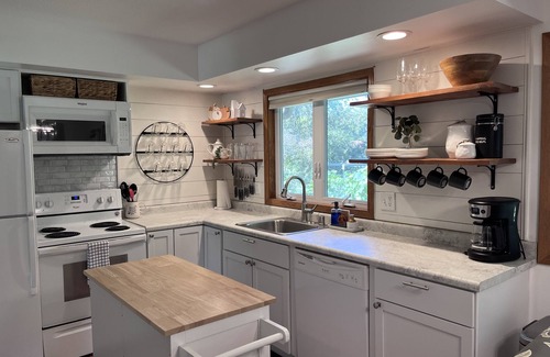 Burnsville House | Family-Friendly Retreat Minutes from Mall of America