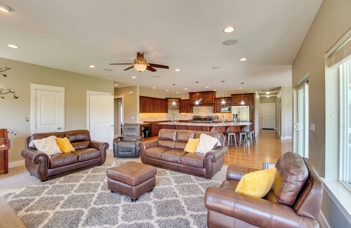 Eltopia House | Guest Rated: Perfect Pasco Farmhouse with Oceanfront Views