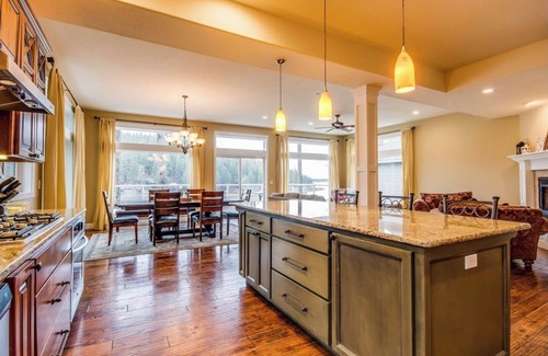 Coeur d'Alene House | Experience Kidd Island Lakefront with Breathtaking Views