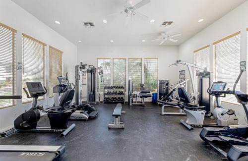Kierland Apartment | Relaxing Kierland Greens #2122 with Pool and Hot Tub