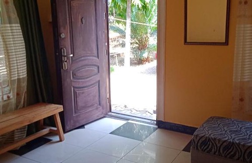 Dar es Salaam House | Cozy Kigamboni Holiday Home Steps from the Beach