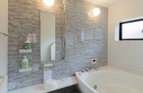 Nantan House | Discover Kigusuriya: Guest Rated 9.8 with Family-Friendly Amenities