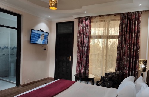 Machakos Hotel | Discover Kiikaloh Grand Resort: Family-Friendly Getaway