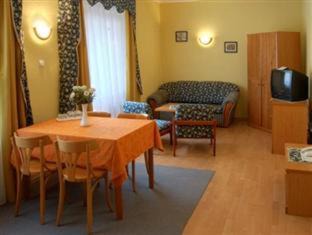 Miskolc-Tapolca Hotel | Oceanfront Kikelet Club Hotel: Guest Rated 9/10 Stay