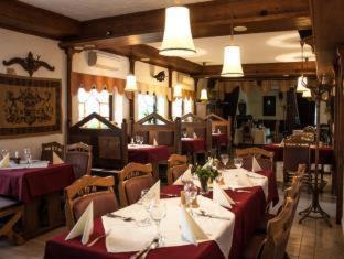Miskolc-Tapolca Hotel | Oceanfront Kikelet Club Hotel: Guest Rated 9/10 Stay