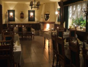 Miskolc-Tapolca Hotel | Oceanfront Kikelet Club Hotel: Guest Rated 9/10 Stay