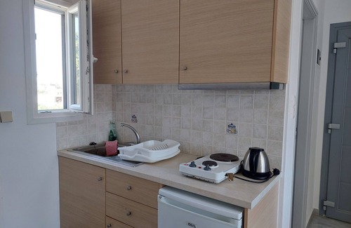Chrissi Akti Apartment | Cozy Kiki's Apartment with Huge Balcony and Breakfast