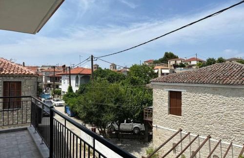 Afytos House | Family-Friendly Kiki's House Afytos - Guest Rated 9.8/10