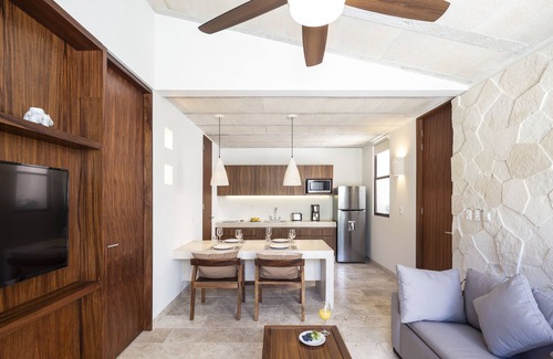 Zama Condo | Inviting Kiki Tulum: Guest Rated 9.4 with Pool & Spa