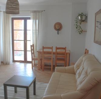 Jeziorany Hotel | Discover Kikity Siedlisko: Family-Friendly Retreat & Pool