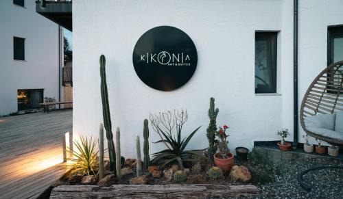 Akcapinar Apartment | Explore Kikonia Art & Suites: 10/10 Rated Getaway