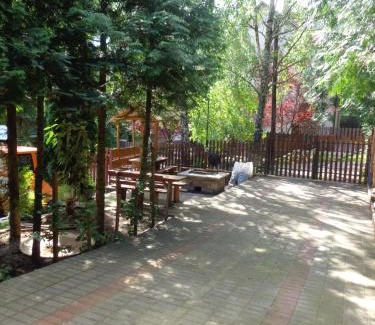 Matrafured Apartment | Pet-Friendly Retreat at Kilátó úti Vendégház - Rated 8.9/10