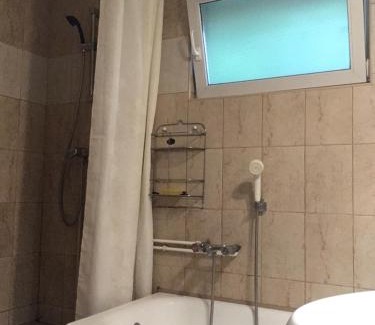 Matrafured Apartment | Pet-Friendly Retreat at Kilátó úti Vendégház - Rated 8.9/10