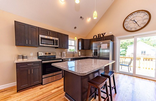 Harbinger House | Relaxing Kilmarlic Crenshaw Golf Resort with Pool & Fitness