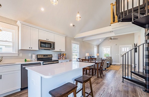 Harbinger House | Experience Kilmarlic Faldo Cottage: Golf, Pool & Ocean Views