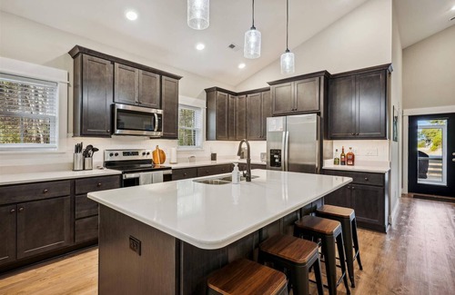 Harbinger House | Ideal Kilmarlic Golf Club Home with Pool & Ocean Views