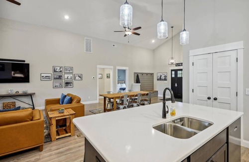 Harbinger House | Ideal Kilmarlic Golf Club Home with Pool & Ocean Views