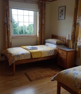Lisburn Bed & Breakfast | Kilcreeny Lodge: Guest Rated 10/10 with Family Amenities