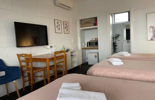 Kilcunda Hotel | Oceanfront Kilcunda Motel with Family-Friendly Amenities