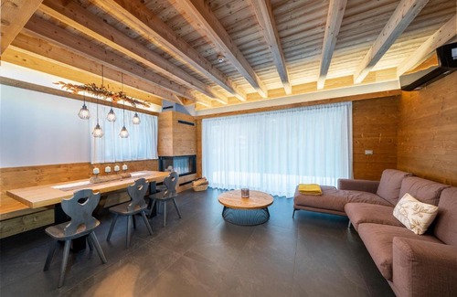 Malborghetto Valbruna Resort | Experience Kile Alpine Resort: Pet-Friendly with Ocean Views