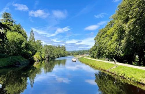 Lochgilphead House | Experience Kilin: A 4-Star Pet and Child Friendly Retreat