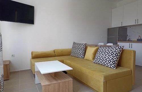 Kilkis Apartment | Kid-Friendly Kilkis Central Studio with High Guest Ratings