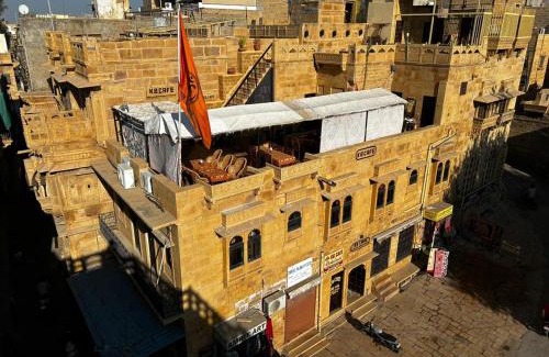 Amar Sagar Pol Cabin | Budget-Friendly Killa Bhawan Lodge - Guest Rated 9.6/10