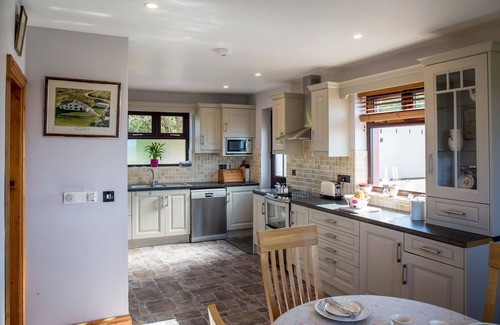 Tully House | Seaside Serenity at Killary Vista with Breakfast Included