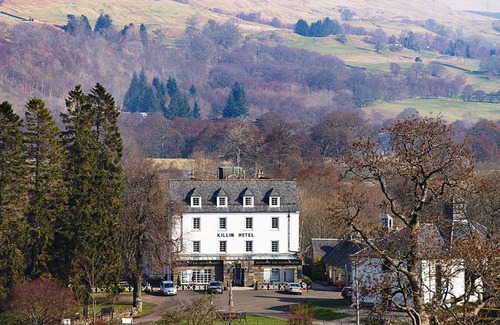 Killin Hotel | Inviting Killin Hotel: Pet-Friendly Retreat with Hot Tub