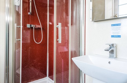 Killin Hotel | Killin Hotel: Family-Friendly Retreat with Spa and Dining