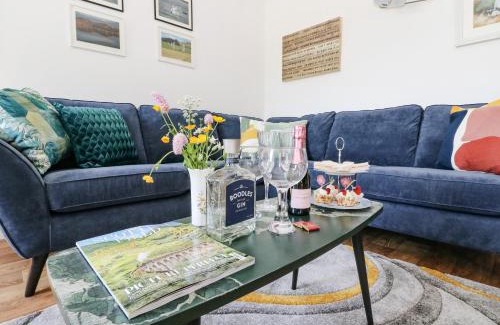 Lochgilphead House | Pet-Friendly Kilmartin View: 4-Star Escape with High Ratings