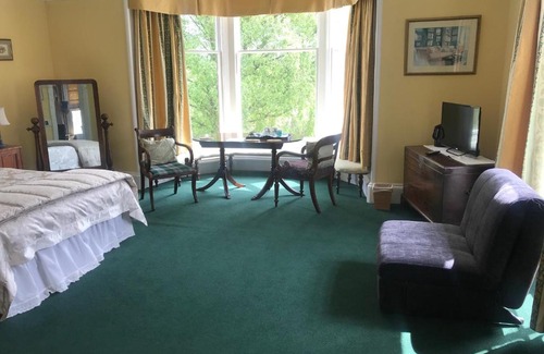 Elgin House | Exceptional Kilmorie House: Rated 9.8, Family-Friendly Stay