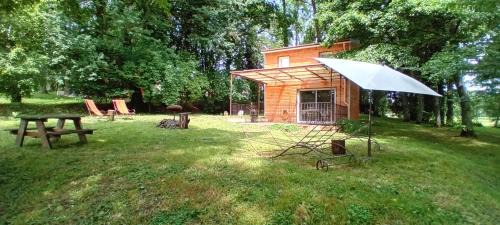 Saint-Dizier-Leyrenne House | Pet-Friendly Kilomètre Creusois with Oceanfront Views