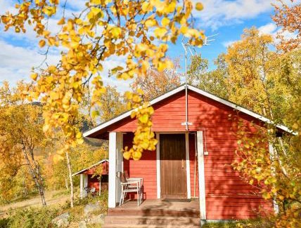 Enontekio Resort | Experience Comfort at Kilpisjärven Retkeilykeskus Cottages