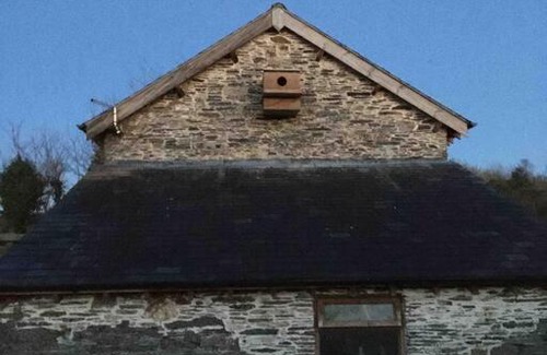Saltash House | Relaxing KilquiteBarn Retreat in Scenic Cornwall