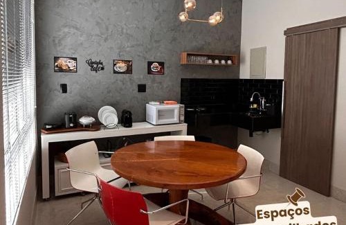 Alto Barroca House | Pet-Friendly Getaway at Kim Casa BH - Guest Rated 9.8/10